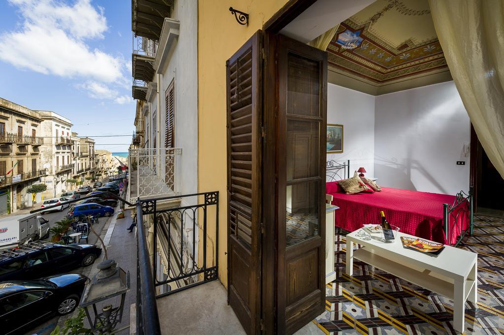 Agli Affreschi Castellammare del Golfo Exterior foto